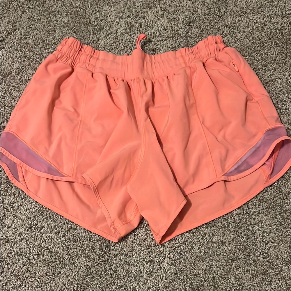 Lululemon 4’ Hotty Hot Women's Coral Athletic Shorts